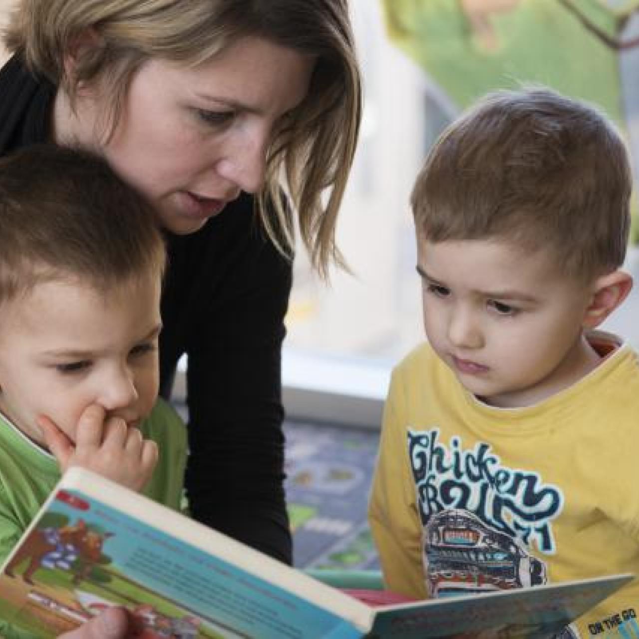 Kinder lesen